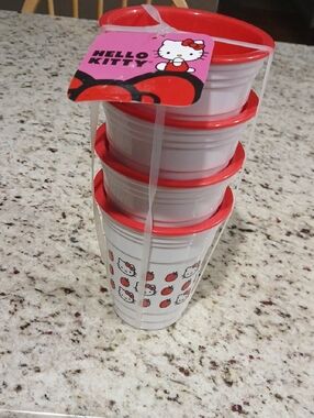 SANRIO CUTE Hello Kitty Cups Set Of 4